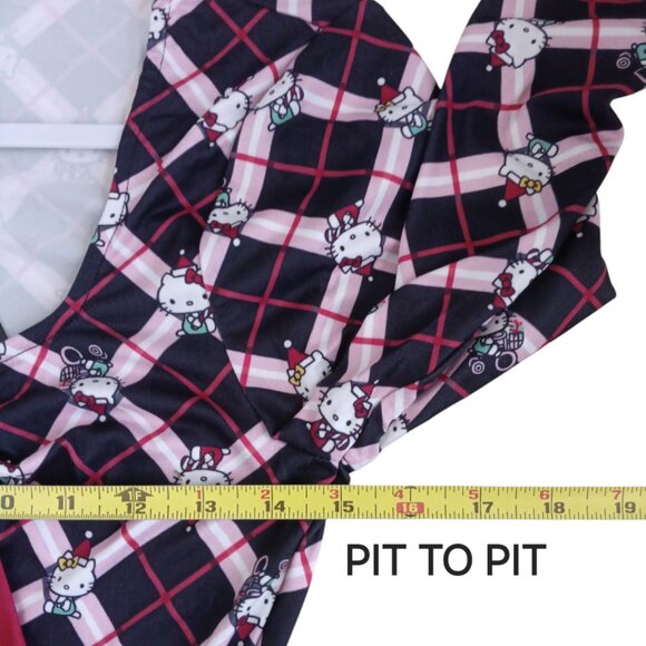 Unique Vintage x Hello Kitty Dress Christmas Size MEDIUM 6/8 New NWT - Picture 8 of 13